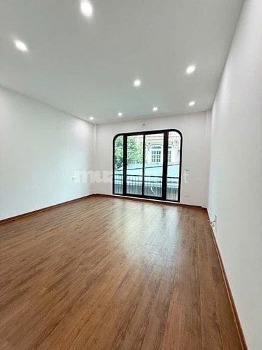 PHÚC LỢI – LONG BIÊN – 5 TẦNG- GẦN Ô TÔ TRÁNH – 39m2 GIÁ CHỈ 6.9 tỷ
