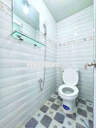 NHÀ CỐ ,GẦN NGÃ TƯ NGUYỄN VĂN LINH ,QUỐC LỘ 50