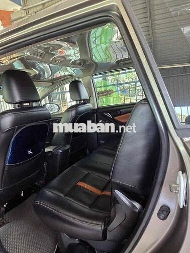 Toyota Innova 2017 2.0E - 101000 km