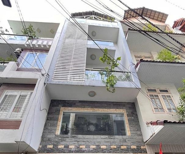 Bán nhà HXH 6m Đ. Cộng Hòa P.4 Tân Bình giá 10.8 tỷ TL
