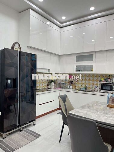 CHO THUÊ NHÀ MỚI ĐẸP HẺM VIP ĐƯỜNG TÔ HIỆU 4 TẦNG 4 PN _18 TRIỆU/TH