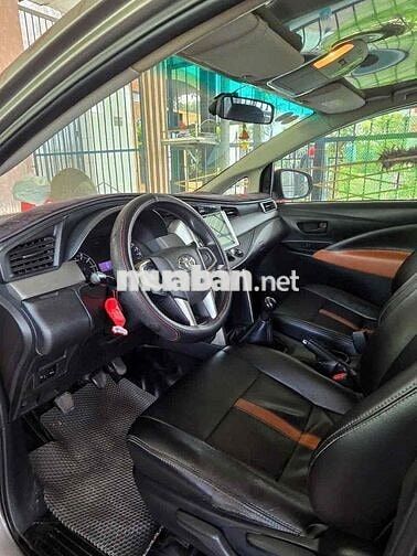 Toyota Innova 2017 2.0E - 101000 km