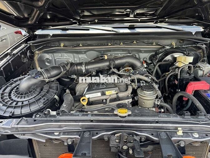 Toyota Fortuner 2016 2.7V 4X2 AT, màu xám,72000 km