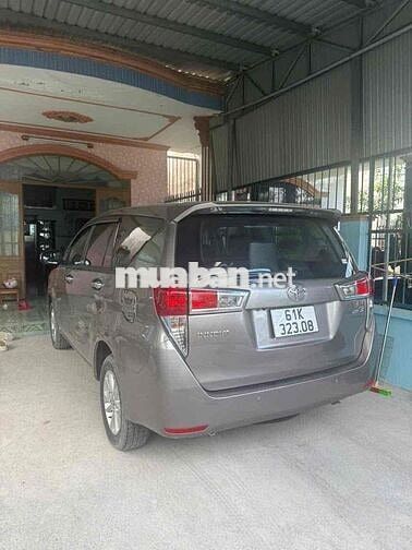 Toyota Innova 2017 2.0E - 101000 km
