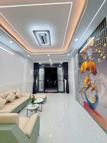 Vị trí vàng, sinh lời khủng, nhà Hoàng Văn Thụ, Tân Bình, giá 3,2 tỷ
