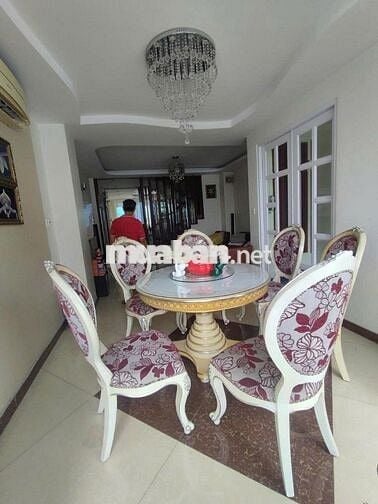 BÁN NHÀ DT 100,2M2 GIÁ RẺ TRUNG TÂM Q7