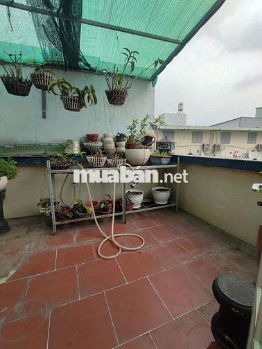 BÁN NHÀ DT 100,2M2 GIÁ RẺ TRUNG TÂM Q7