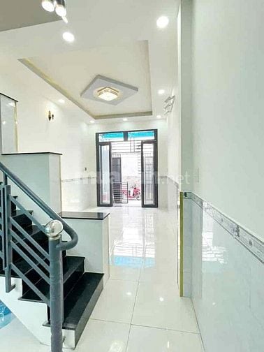 Bán nhà mới 2 lầu gần mặt tiền đường Phạm Thế Hiển P.6 Quận 8