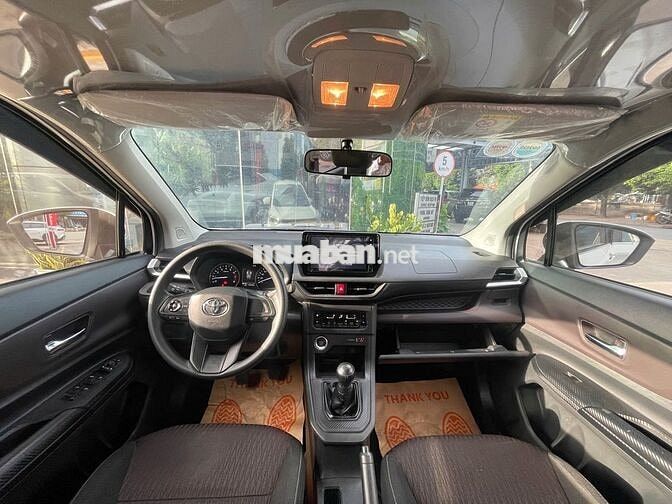 Toyota Avanza Premio 2023MT - 72400km