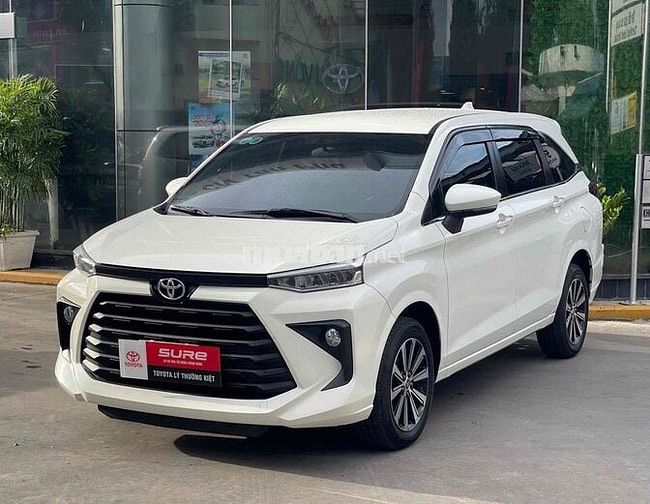Toyota Avanza Premio 1.5MT 2023 Xe hãng bán