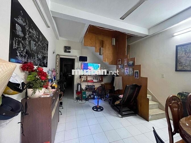Chính chủ rao bán nhà 4x19m,hẻm 3m, Nguyễn Thượng Hiền, Môi giới HH 1%