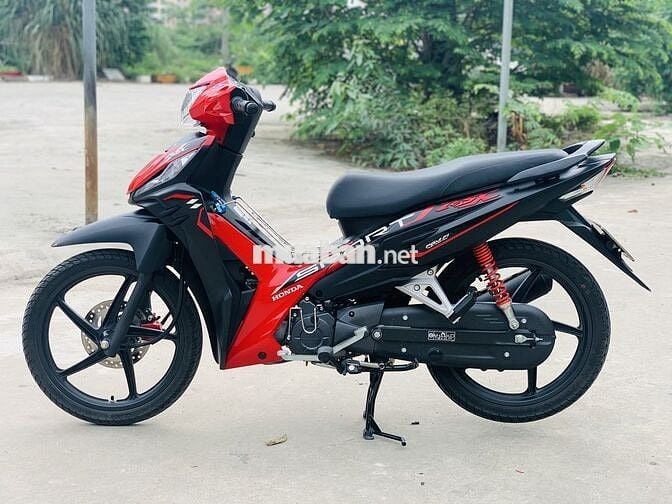 HONDA WAVE RSX FI ĐỎ ĐEN VÀNH ĐÚC XE MỚI TINH 2024