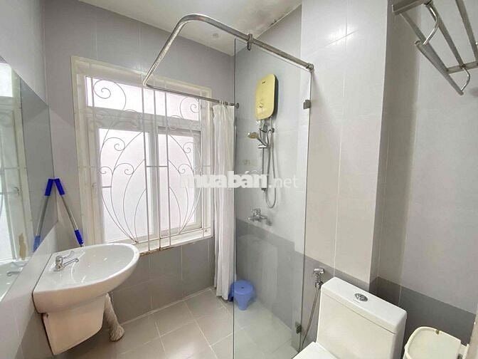 Căn Hộ Full Nội Thất Gần Ngã Tư Hàng Xanh Ngay Bạch Đằng