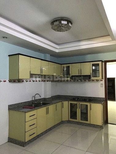 Cho thuê nhà mặt tiền Nguyễn Văn Đậu, P.5, Q.BTH giá 37tr