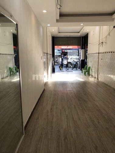 Cho thuê nhà mặt tiền Nguyễn Văn Đậu, P.5, Q.BTH giá 37tr