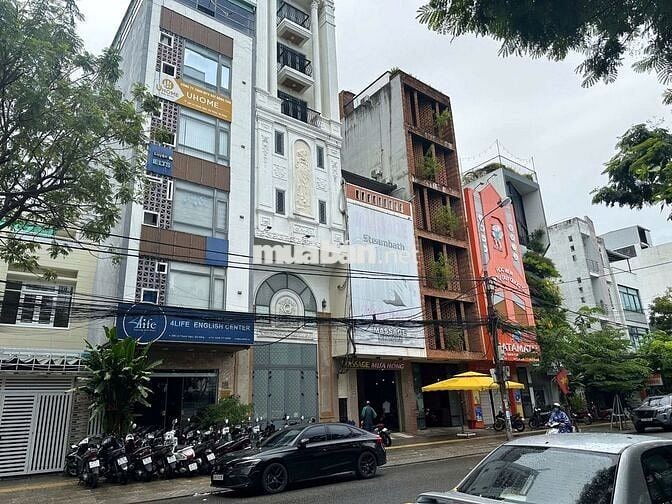 Chính chủ cần bán nhà 3 tầng mặt tiền đường 10,5m Lê Thanh Nghị