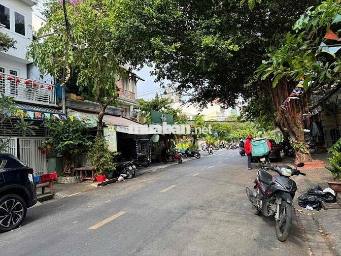 Cho thuê nhà phố hoàn thiện đường số 81 - Tân Quy ở và KD rất ok