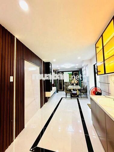 Nhà Bán View góc 3 mặt tiền hẻm khu trung tâm VIP