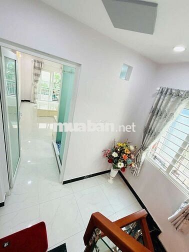Nhà Bán View góc 3 mặt tiền hẻm khu trung tâm VIP