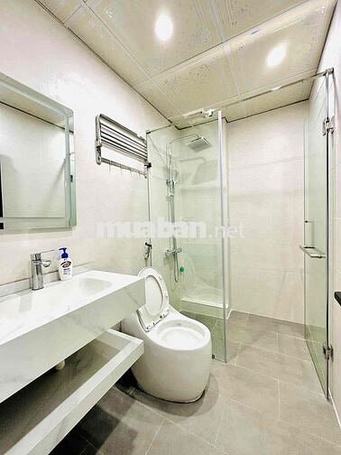 Bán Nhà Dịch Vọng - 38M2 - Thang Máy - Kinh Doanh - Ô Tô