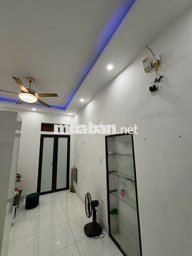 Bán tập thể Trần Hưng Đạo, Hai Bà Trưng, 2 phòng ngủ, sổ đỏ, 2 tỷ 960