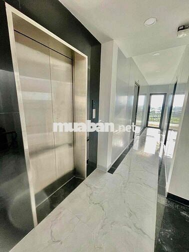 Phòng studio full nội thất - cửa sổ trời - gần NTTU