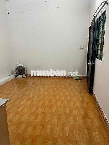 cho thuê nhà 4x22 trệt 3 lầu 11 phòng