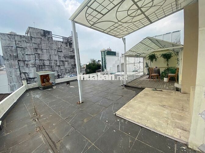 Tòa nhà đường Phan Đình Phùng, Phường 17, Quận Phú Nhuận