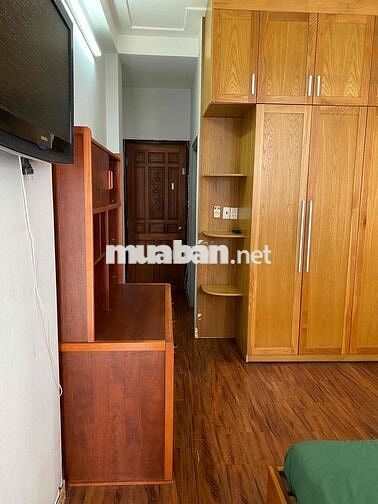 Phòng trọ bancon gần Huỳnh Văn Bánh Phú Nhuận nội thất đầy đủ