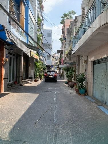 NHÀ P3 Q8 HẺM XE HƠI THÔNG- Cách trường Tiểu học Âu Dương Lân chỉ 200m