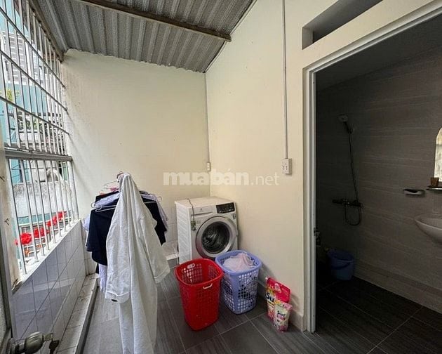 NHÀ P3 Q8 HẺM XE HƠI THÔNG- Cách trường Tiểu học Âu Dương Lân chỉ 200m