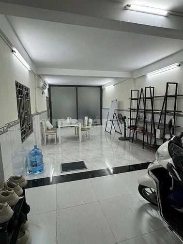 NHÀ P3 Q8 HẺM XE HƠI THÔNG- Cách trường Tiểu học Âu Dương Lân chỉ 200m