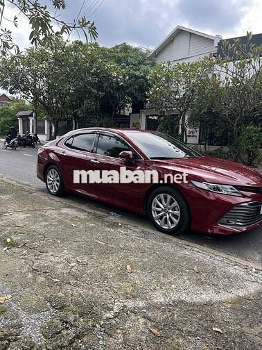 Toyota Camry 2020 2.0G - 76000 km