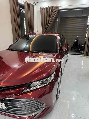 Toyota Camry 2020 2.0G - 76000 km