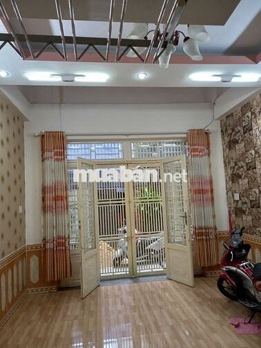 Hot! Cho thuê nhà nguyên căn 3 lầu, P. Tân Qúy, Tân Phú