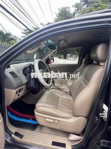 Toyota Fortuner 2010 2.5G - 114000 km