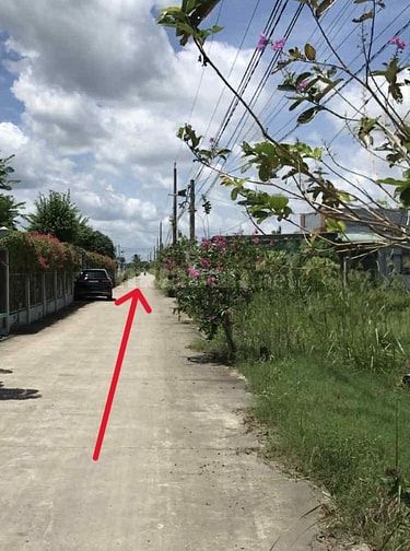 Bán giá vốn thửa đất 2 Mặt Tiền - DT 360m2 - Đường Nhựa 5M