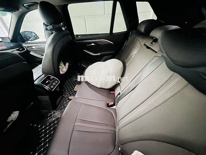 VinFast Lux SA2.0 2022  - 23000 km