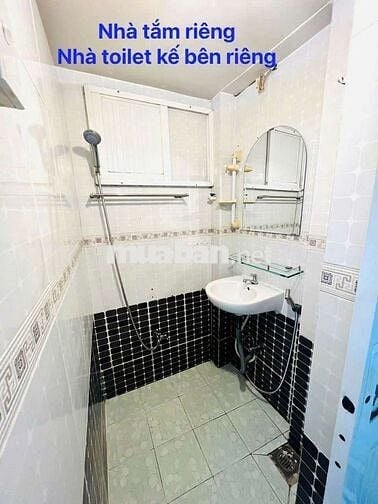 Cho thuê nhà nguyên căn.Đường Đinh Tiên Hoàng.Phường 3.Quận Bình Thạnh