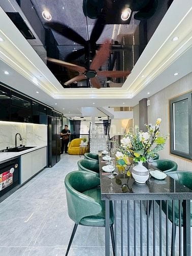 ⭐️Nhà 4 Lầu DT:4,2x12m; tuyệt đẹp Cao cấp hẻm xe hơi Đường Số 9, P16.