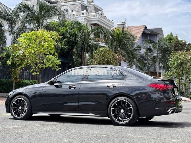 Mercedes Benz C Class 2022 C300 AMG - 40000 km