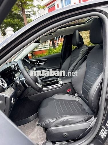 Mercedes Benz C Class 2022 C300 AMG - 40000 km
