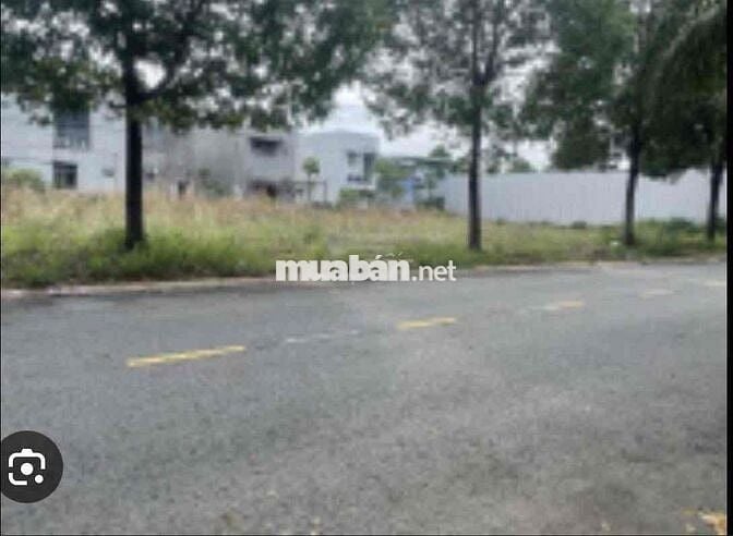 Cần bán 150m2 sổ sẵn ngay chợ đêm bàu bàng