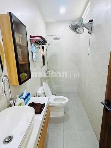 Bán nhà Bình Thạnh P.5 Nguyễn Văn Đậu HXH trệt lầu BTCT.