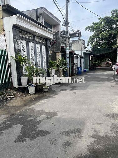 ĐẤT GIÁ RẺ 6,2 TỶ SÁT MT PHAN VĂN HỚN NGANG 7,6m DT 153m2 THỔ CƯ