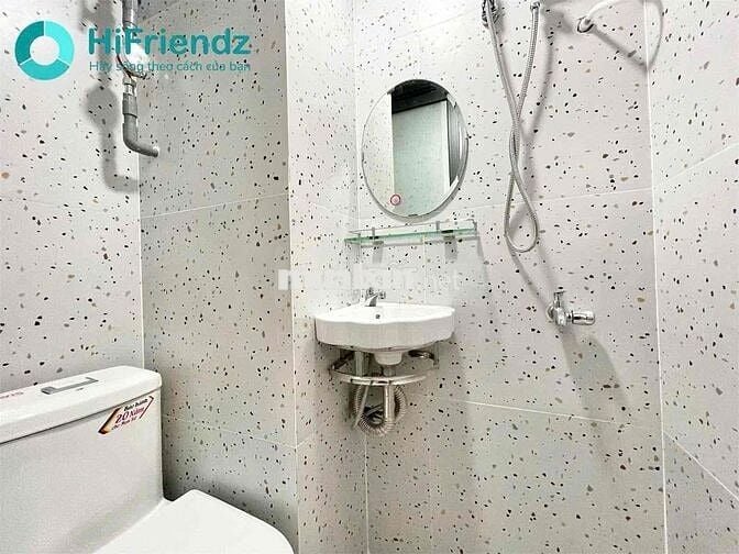Duplex Cao Cấp Gần VLU, Có Máy Giặt Riêng Tiện Đi Gò Vấp, Sân Bay