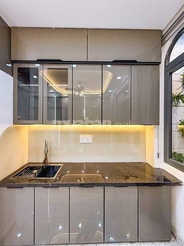 Nhà bán gấp Sư Vạn Hạnh Quận 10, 1 trệt 2 lầu giá chỉ 3,8 tỷ