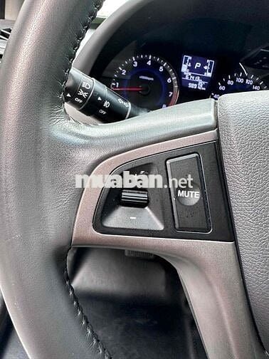Hyundai Accent 2015 1.4 AT Hatchback - 97000 km