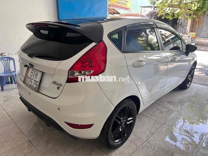Ford Fiesta S Hatchback Tự Động 2011 Cực Đẹp