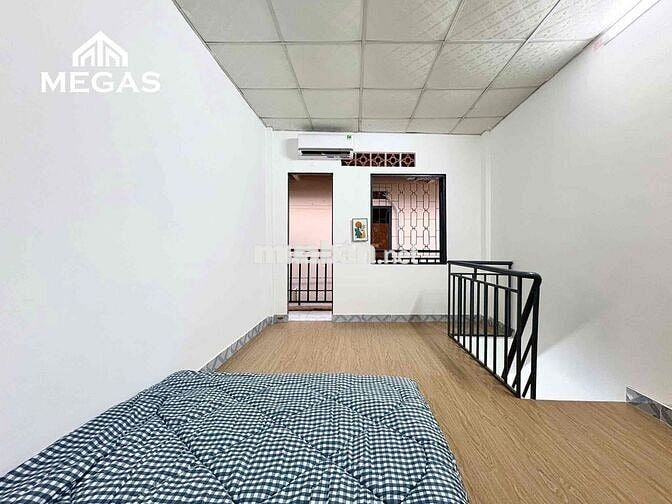 CĂN HỘ DẠNG 1 TRỆT - 1 LẦU - GÁC 2M - BAN CÔNG - TRUNG TÂM QUẬN 7